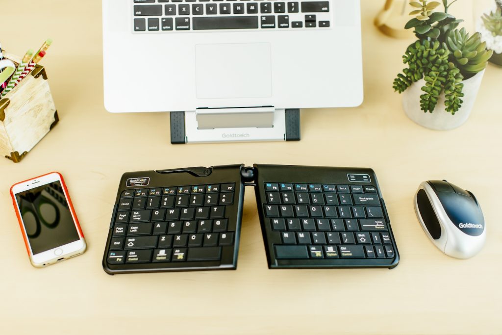 良好的平衡工作空间-键盘，鼠标，手机和平板电脑平板电脑支架